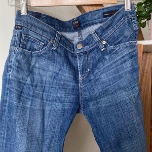Like-New Citizens of Humanity Phantom Cropped Skinny Leg Jeans - Size 26